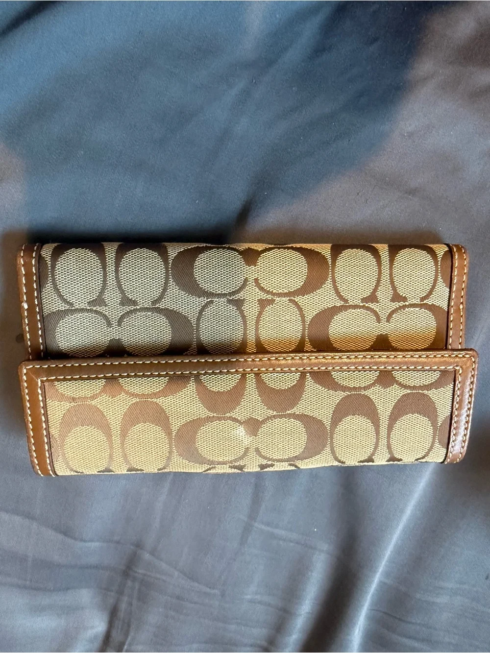 Vintage Coach Signature Turnlock Wallet in Brown